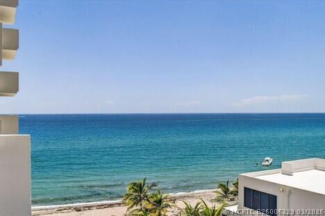 Building Photo - 4511 S Ocean Blvd
