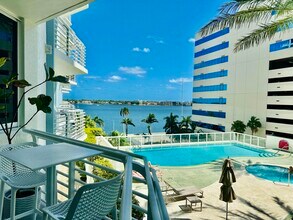 Building Photo - 1551 N Flagler Dr
