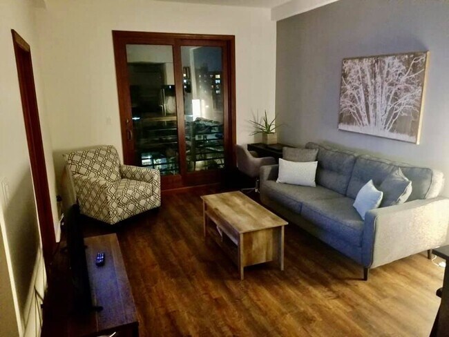 Foto del edificio - 412 Ocean View Ave
