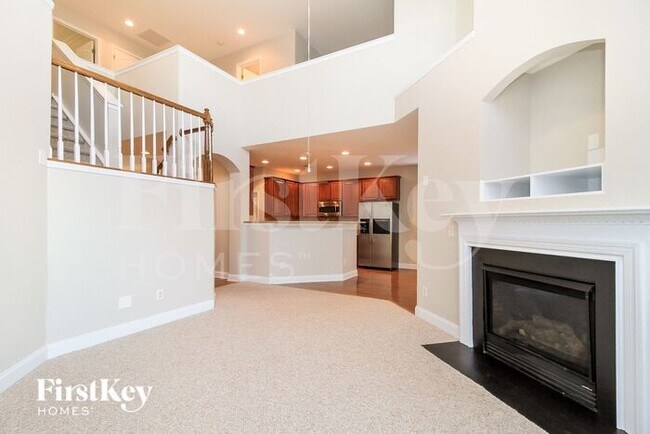 Foto del edificio - 124 Rosewalk Ln