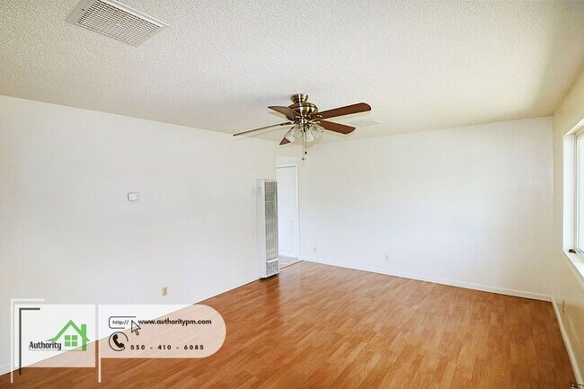 Foto del edificio - 2121 Deimos Ct