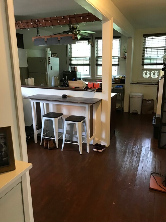 Building Photo - 677 Downingtown Pike