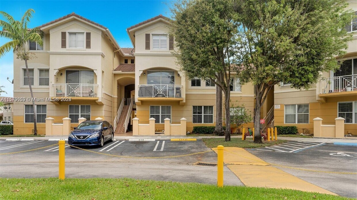 Primary Photo - 8874 W Flagler St