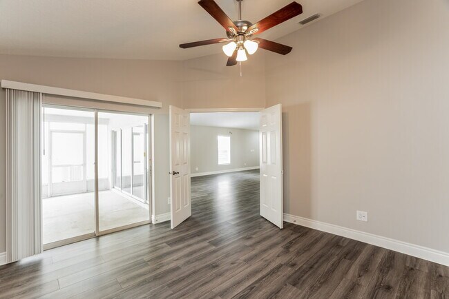 Building Photo - 3014 Summer Cruise Dr