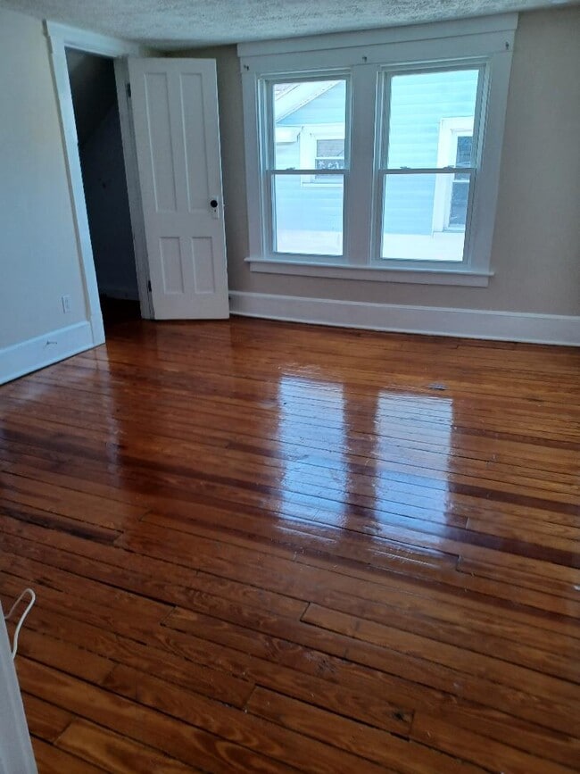 Large Master 2 closets - 252 Elm St