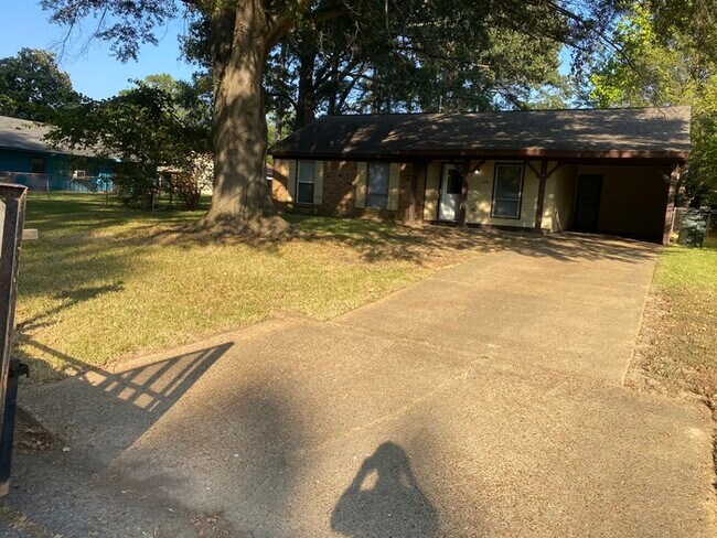 Photo - 5174 Valdaz Rd House