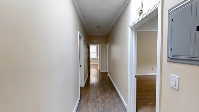 Foto del edificio - 3112 Washington St