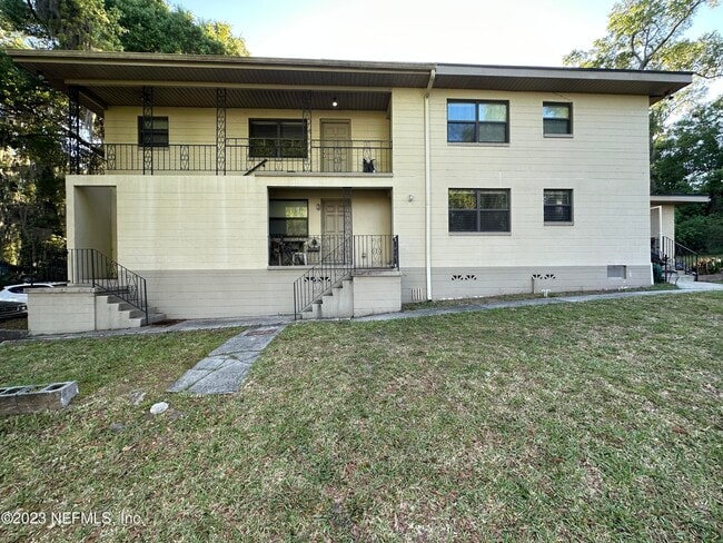 Building Photo - 5148 Floral Bluff Rd