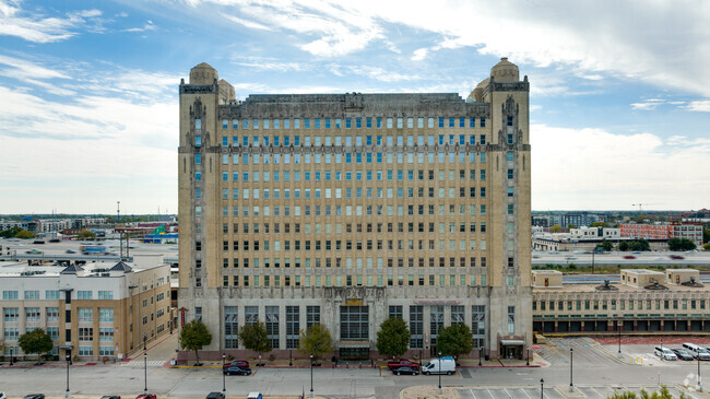 Alternate - Texas & Pacific Lofts