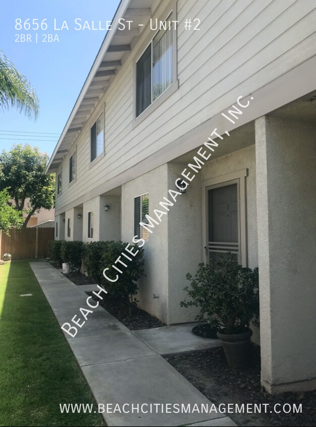 Foto principal - 8656 La Salle St