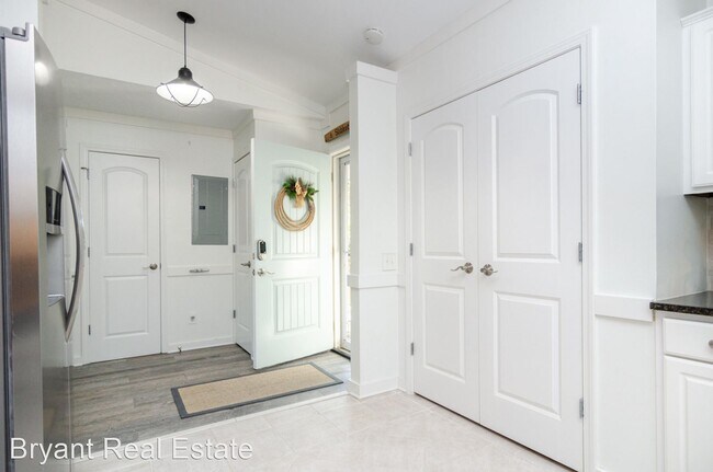 Foto del edificio - 2 br, 2 bath House - 329 Trails End Road U...
