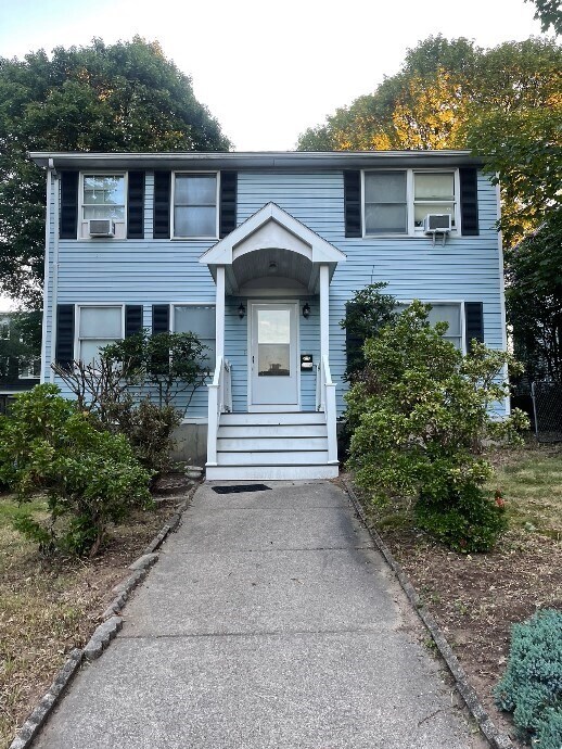 Foto principal - 124 Beech St