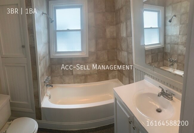 Foto del edificio - 944 Davis Ave NW