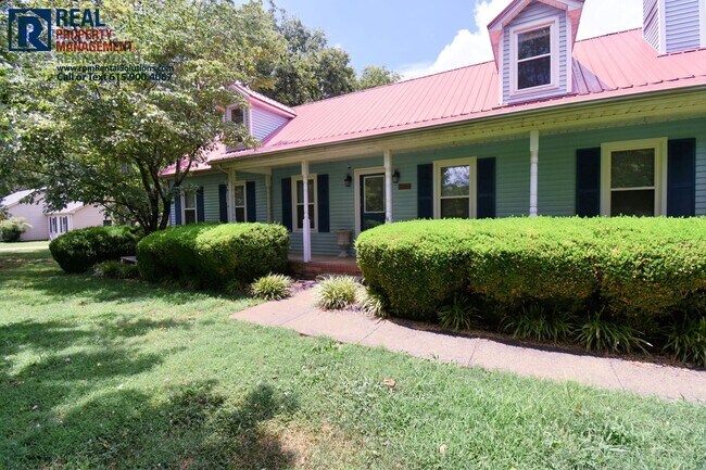 Foto del edificio - Charming 4BD/3BA home in Rockvale! Storage...