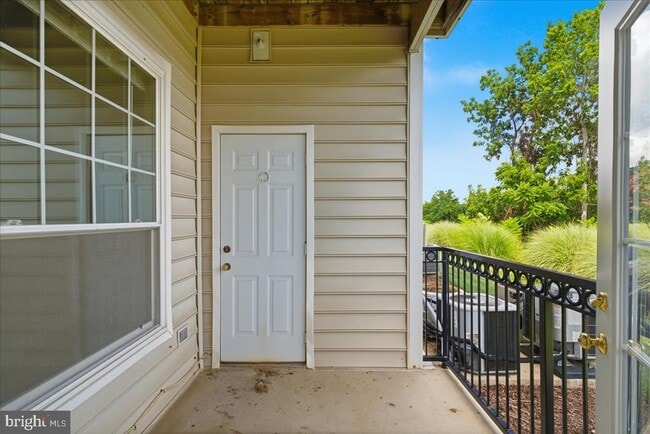 Building Photo - 1591 Spring Gate Dr.
