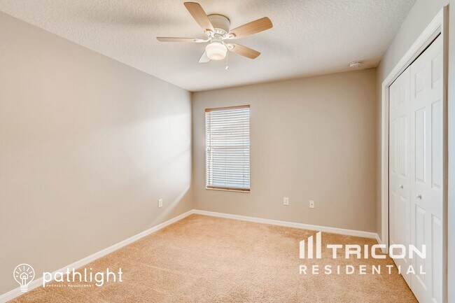 Foto del edificio - 10239 Newminster Loop