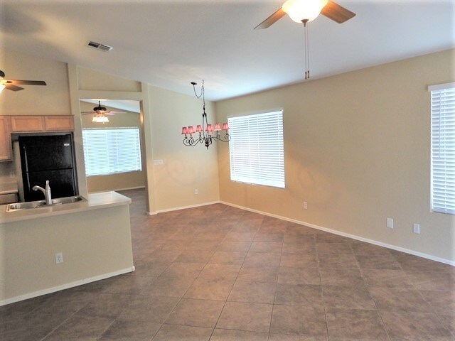 Building Photo - 15943 W Smokey Drive