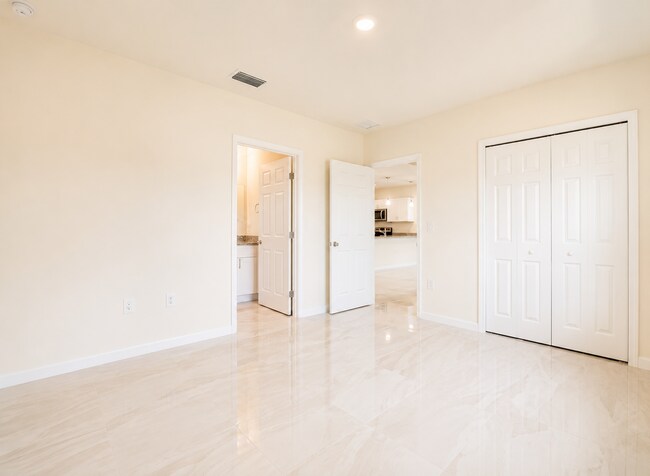 Foto del edificio - 5317 30th St SW