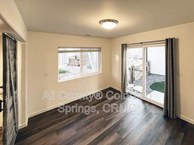 Foto del edificio - 5720 Tramore Ct