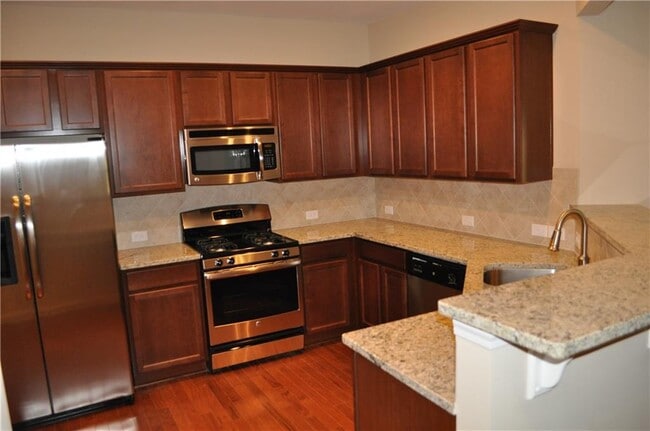 Building Photo - 4390 Cedar Bridge Walk