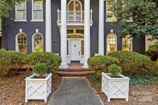 Building Photo - Myers Park - T.R. Lawing Realty, Inc