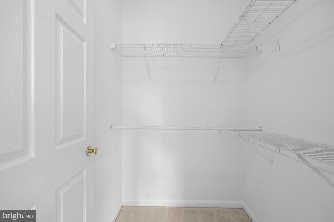 Foto del edificio - 11330 Westbrook Mill Ln