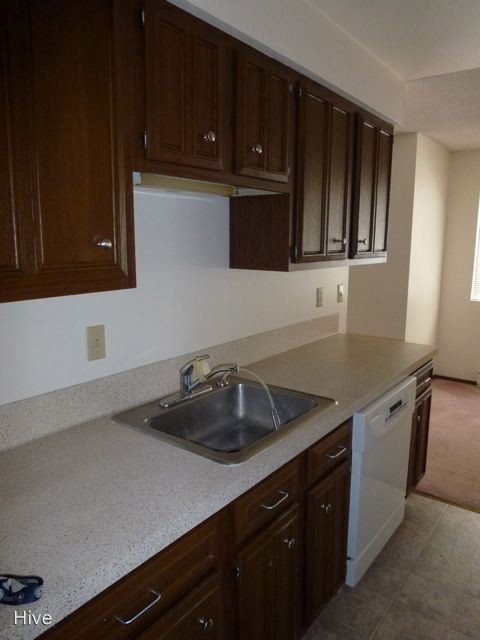 Foto principal - 8409 5th Ave NE
