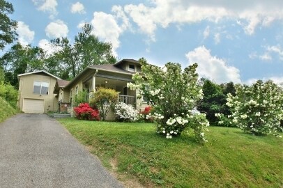 Foto del edificio - 1602 Branson Ave