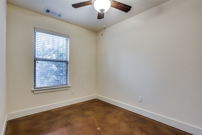 Photo - 4323 Dickason Ave Townhome