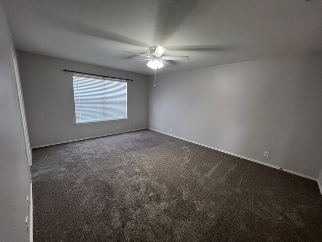 Building Photo - View this home today!