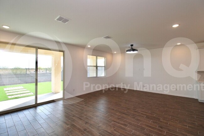 Foto del edificio - 34505 Fortini Wy