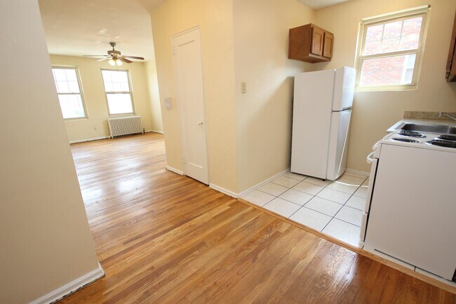 Foto del edificio - 137 N Craig St