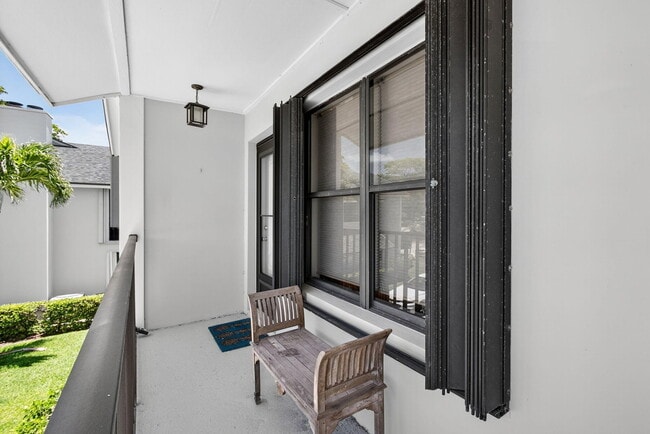 Foto del edificio - 704 Clubhouse Cir