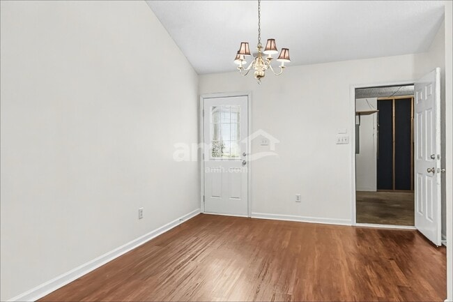 Building Photo - 4609 Avalon Forest Ln
