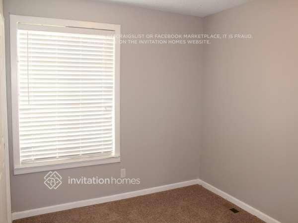 Building Photo - 4744 S Salida St