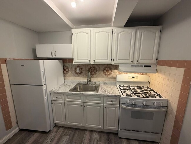 Foto del edificio - 25 S 9th St