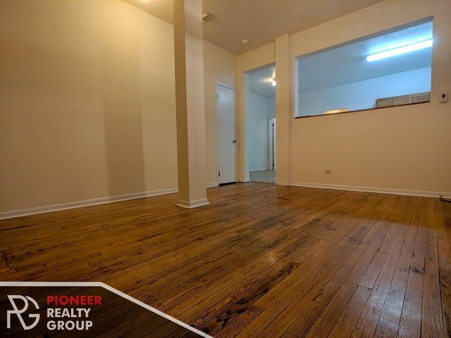 Building Photo - 2319 N Kedzie Blvd