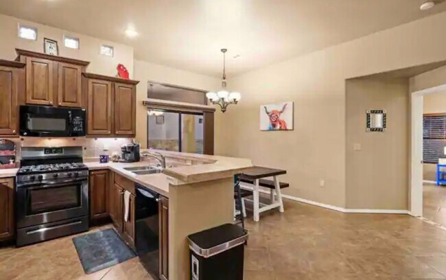 Building Photo - 1253 Osage Ct