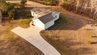 Foto del edificio - 6126 Jeffrey Pl