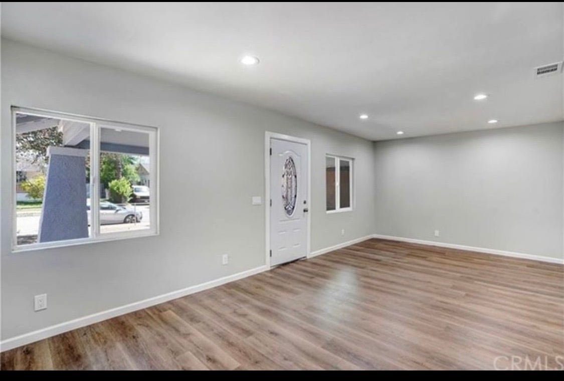 Foto del edificio - 625 W Olive St