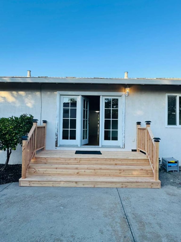 Building Photo - 42037 Via San Gabriel