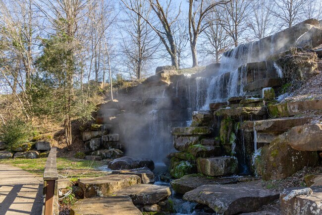 Spring Falls gushes 4,320,000 gallons of water all year round in Tuscumbia.