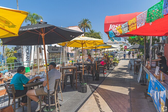 Jose's is a low-key Mexican restaurant with ocean views.