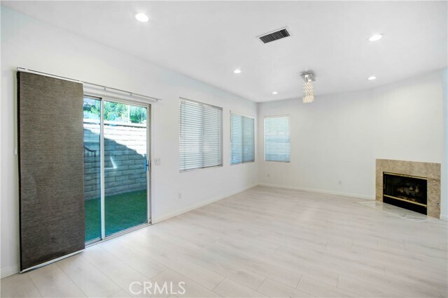 Foto del edificio - 28349 Willow Ct