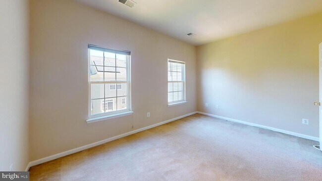 Foto del edificio - 169 Danbury St SW