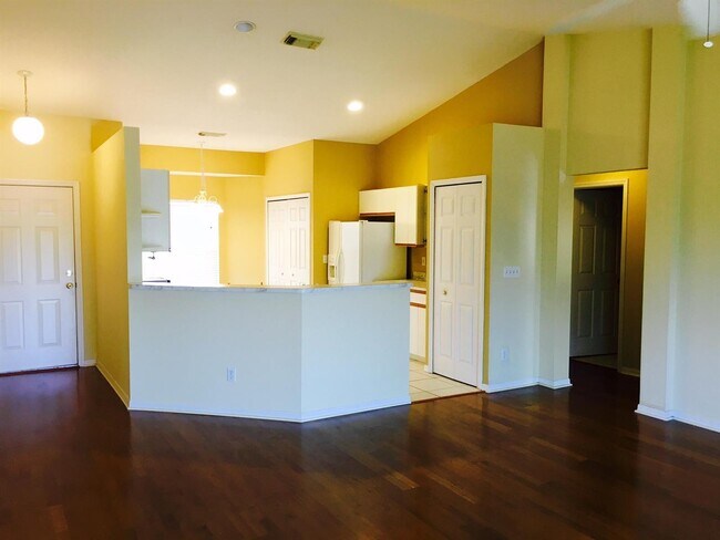 Foto del edificio - 474 SW Fields Ave