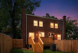 Building Photo - 1712 U St SE