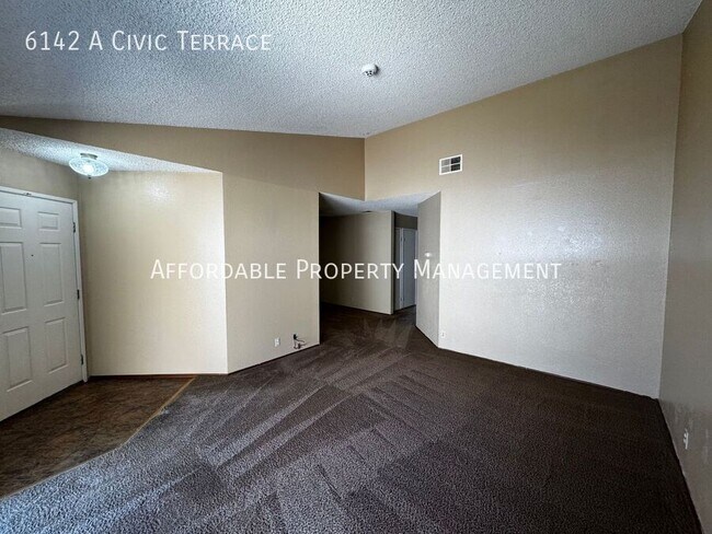 Foto del edificio - 6142 Civic Terrace Ave