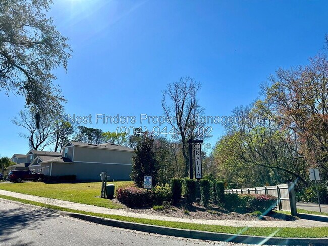 Foto del edificio - 269 Aralia Ln