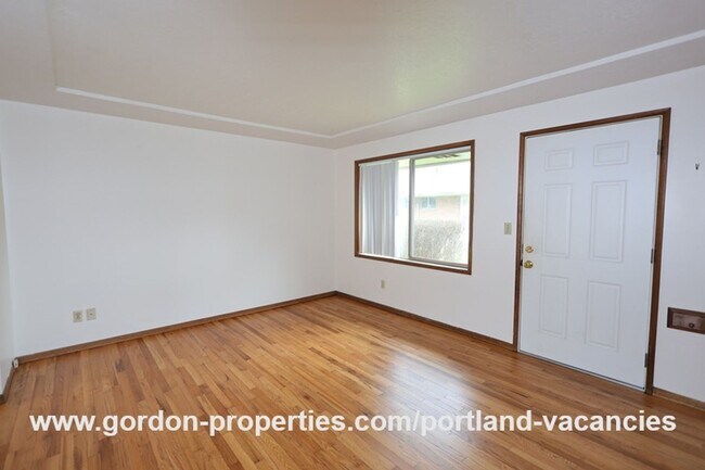 Foto del edificio - NE 65th Ave - 1 bedroom apartment with new...